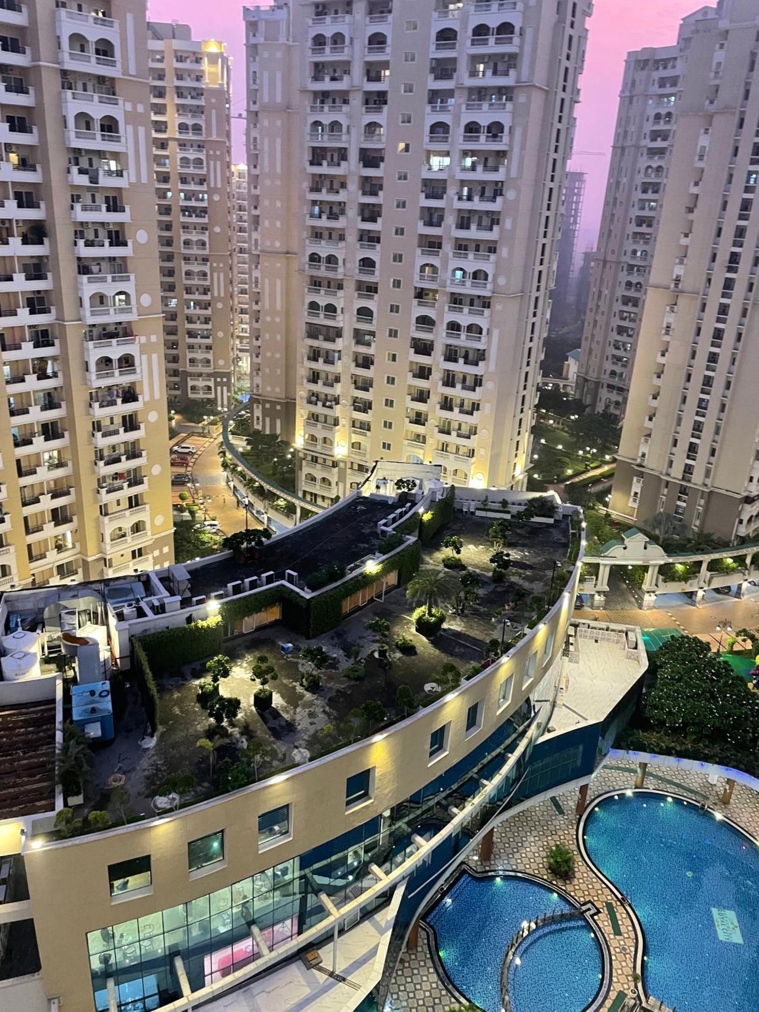 Prostay Studio Prc Greater Noida Exterior photo